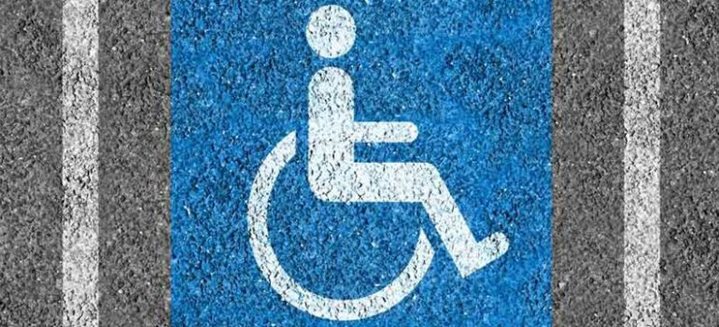 Jak získat parkovací průkaz pro osoby se zdravotním postižením 